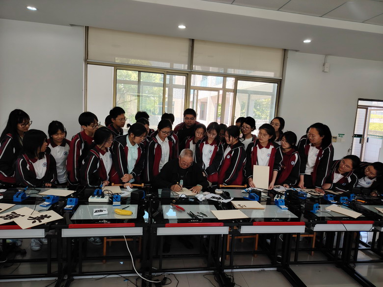 3e2311aaff6c108103297c5570fa8674_縮小大小.jpg